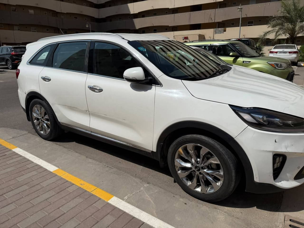 🚘 للبيع كيا سورينتو 2020 وارد خليجي

🔹 الموديل: 2020
🔹 المحرك: 3.3 V6
🔹 6 سلندر
🔹 7 ركاب
🔹 قير أوتوماتيك
🔹 السيارة جاهزة للفحص

📍 الموقع: بغداد
💰 السعر: [شدتين و٢٠ ]

للاستفسار والتفاصيل راسلني خاص 
الفحص على المشتري، والبيع بعد الفحص والمعاينة.
***********
