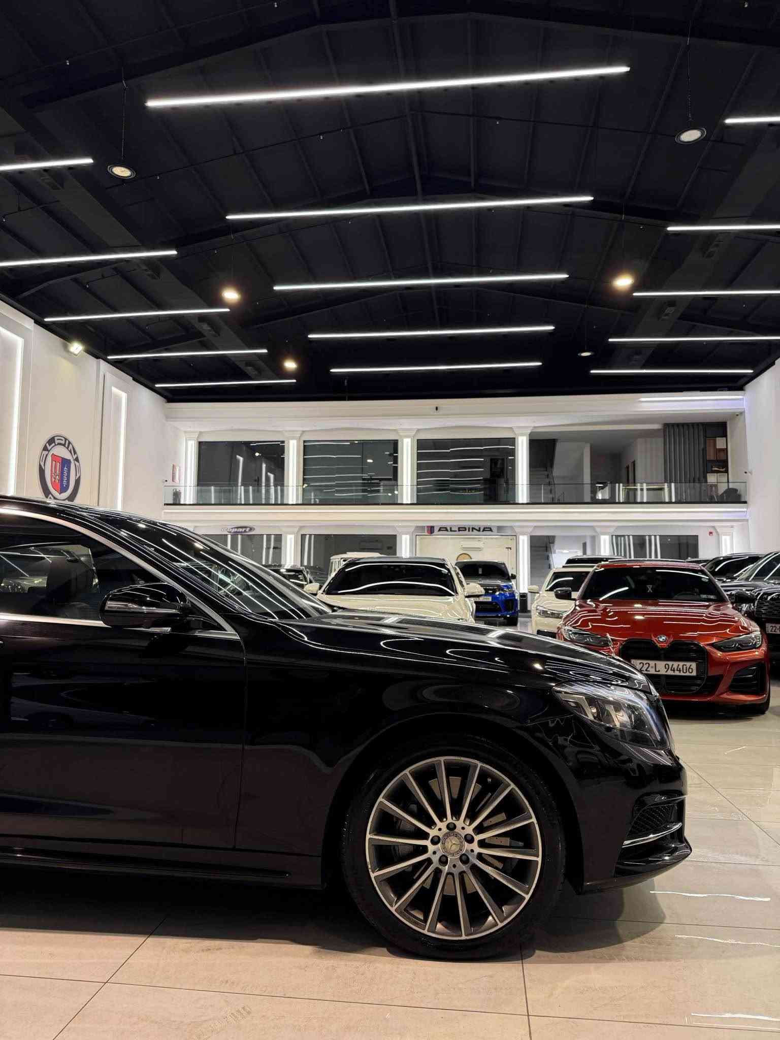 السلام عليكم
للبيع Mercedes S500 2014 وارد الماني كلين تايتل
سعر/ 380$ ورقه بيها مجال لطيبين 
مكينه 8 سلندر (4فصوص) 
بانوراما ٥ بردات ٤ كامرات حساسات 360 اوتو بارك رادار امامي رادار خلفي نقطه عمياء كشن تدفئه و تبريد كشن يفتر ويه لستيرن قياده اليه ثلاجة خلفيه عطر بجكمجة شاشات خلفيه بصمه ابواب بصمه تشغيل جكات تنزل وتصعد كشن خلفي مفصول vipداخل لدات ٧ الوان جنطه كهرباءكشنات خلفيه كهرباءداخل جلد ابيض (اصل)ماشيه 123  الف کیلومتر
للاستفسار: *********** whats app أربيل, العراق
