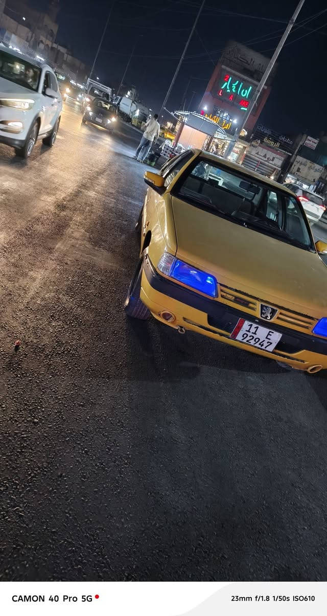 سلام عليكم سياره بيجو 405 جي لكص كفله من ضربه وصبغ 
فقط جراد وطخات بسيطه كلاش صدر مامي خلفي جديد سياره 
حلوه كلاشي شغال مكينه كفاله تخم تاير جديد فقط بيه جراد كفاله عامه سياره تحويل مباشر لا غرامه ولا هيئه عليه مصفرة
وسنويه جديده سعر 27 وبيه مجال مكاني بغداد متواجد فقط عله رقم ***********
