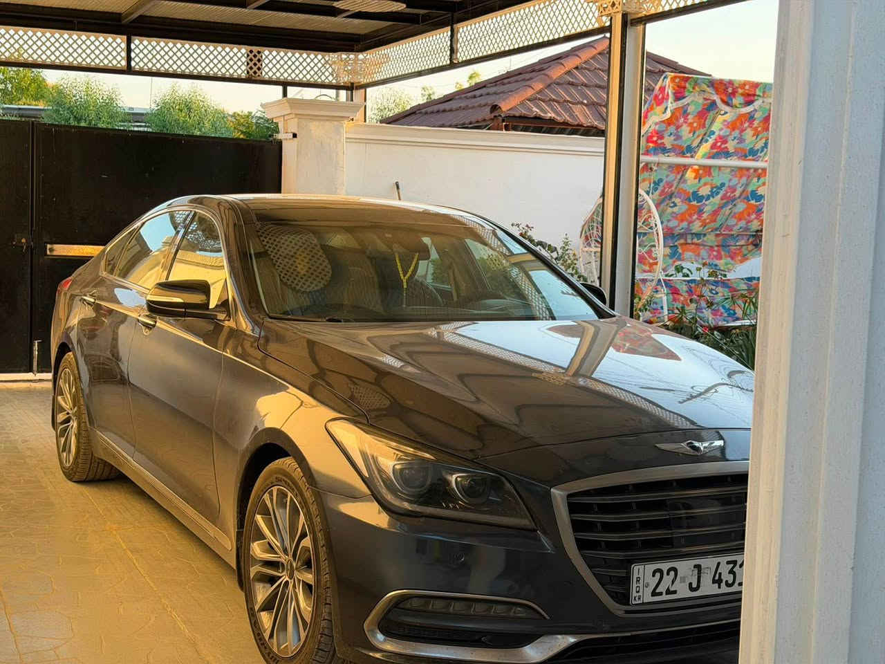 جنسس
G80 
2017 
كير ومحرك بشرط  صدر كامل 
سياره مال جناي جديده بس يحتاجلها دوشمه 
سعر السيارة ١٦٠ وبيها مجال 
للاستفسار اتصال ع الرقم 
*********** أربيل, العراق
