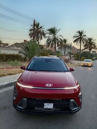ياالله للبيع فقط هونداي كونا 2025 فول سبورت كلين أخت الزيرو ماشية 4 ال...