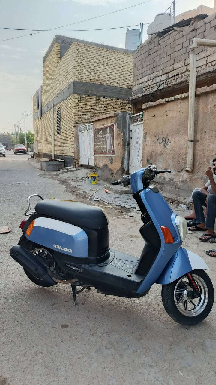 بليسي • نضيفه • مكينة ما مفتوحه