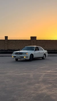 راس ثور للبيع موديل 1995 سياره جديده بمعنئ الكلمه فول 1/1 فتحه غرفه ال...