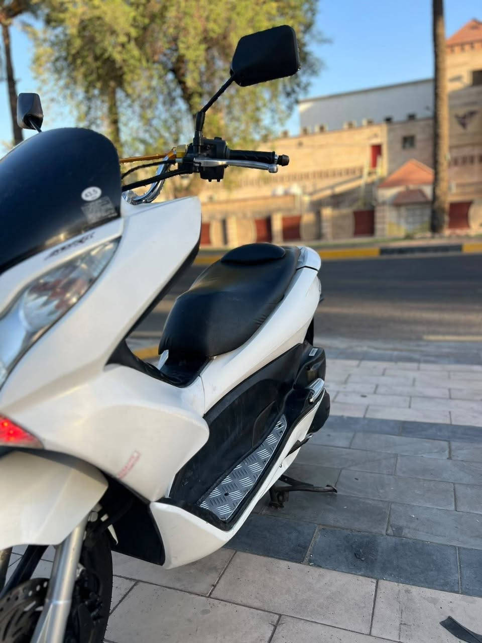 بيسي اكس جيل اول ياباني 11 رقم Jf مكينه 125
دراجة مثل ما واضح بل صور نضافتها الدراجه مال رمبه
بعدها جديده برغي ما مفتوح بيها السعر 1350 بيها مجال حك الجيه عنواني بغداد ***********
