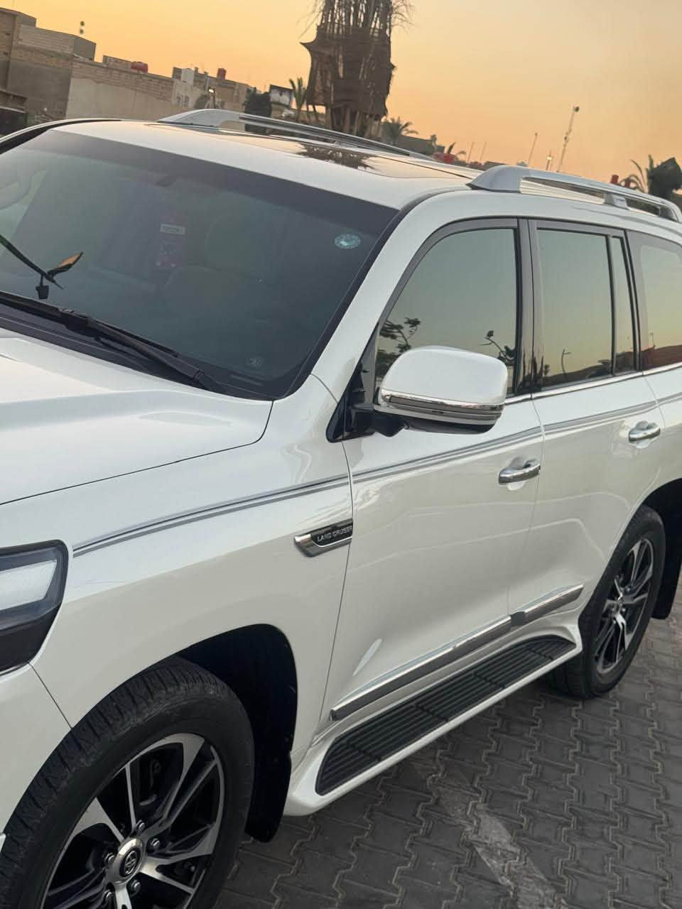 ‏Land cruiser GXR  2021     V8  59,000km‏
Grand turing
لاندكروزر 2021  ساز باب أول بشرط فحس شريكة
‏‎ملاحظە : الاخوان رجائن بس بیع نقد بدون مراوس📌
أخت زيرو بل كارتون 📦📦
‏‎لاندکروزر 2021 SAS 
‏‎💎محرک 8 سلندر 
‏‎⌛️ماشي 59,000 ألف
‏‎💎 بسمطين  +سماعة بيلادي +فرشات بيلادي مجوود 

‏‎💎 مكفولة كفالة عامة من الدعامية إلى الدعامية
‏‎ 💎 بدون صبخ .بدون بارد  ،بدون رصعات ،بدون حتى شخط
‏‎دعاميات هم بدون صبغ ،رمل مابي ،لحية بدون صبخ ..بقية كلها بشرط فقط بيه بارد  شبر

‏‎🧬فول فول مواصفات
‏‎شاشة كبير لمس 5 كاميرا حاسة رادارات
‏‎كاميرات 3 شاشات سيلاد فتحة سقف 
‏‎كشن جلد كشن كاراباي شحن موبایل  8 اريباك تبريد مركزية
‏‎بصمة تشغيل عن بعد باب جاك سلاجة ليد زينون 
‏‎تحكمات ستيرن دبل فوليوم فورويل هوك
‏‎سيارة بها 2 بصمة من شركة جديد جدأ 
‏‎سيـارة عل نظافتها احسبها صفر زيرو

💎 تخم تاير دنلوب الاصلي

‏‎ 💎محرك كير بشرط مامفتوح
‏‎سيارة حيل نظيفة كلشي عل بلاد لوك
‏‎سنوية  كلشي جديد مدفوع لـ2031
‏‎باسمي السنوية بشرط تحويل و غرامه 
‏‎سيارة مابيـها دينار مصرف كامل من كل نواحي
رقم أربیل 
‏‎السياره ب اسمي /تحويل  نفس اليوم 
‏‎📍مكانك / دور الضباط

🔴ملاحضه /مغلفه bbf نانو كل السياره
🛑 السعر 565
بيه مجال حك الجيه
الهاتف: ***********
