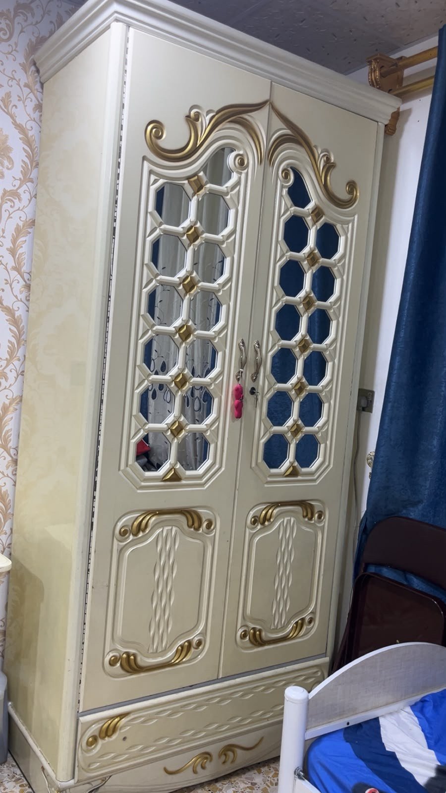 غرفة نوم عراقية • ٨ قطع • بغداد/الدورة