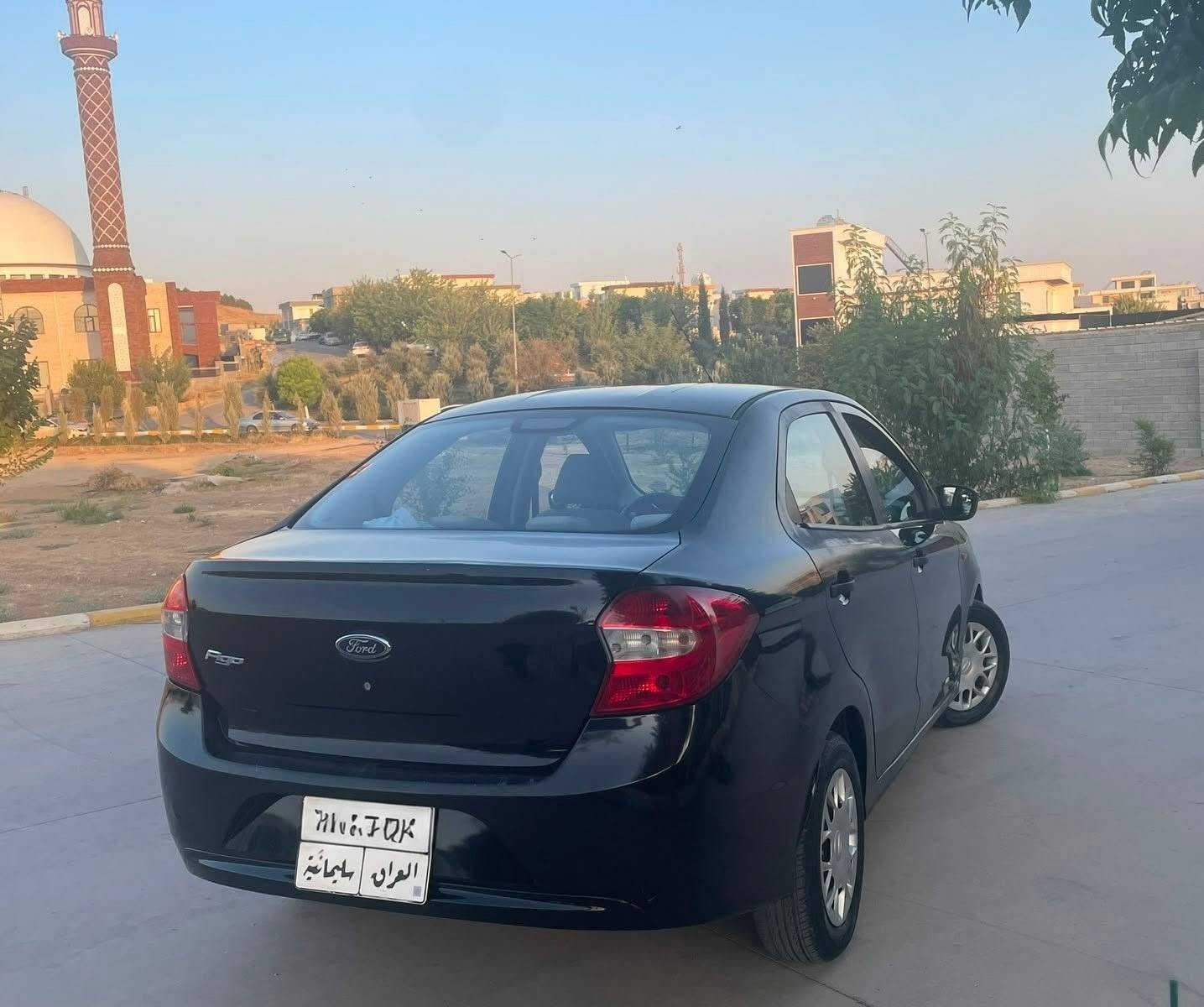 ‎Ford Figo 2018
‎٤ پستۆنی مەکینە ١٥
‎2 جام کارەبا 
‎ناو کرێمی 
‎شاشە 
‎بلوتوز 
‎تەحەکوماتی سەر سوکان 
‎لایتی بەرز و نزم ئەکات 
‎گێڕ و مەکینەی بەشەرت ، تەبرید و گەرمی بە شەرت
‎١٣٠ هەزار کم ڕۆیشتووە 
‎ڕەسمی سۆنەرەکەم داناوە
‎نرخ: ٨٢$ و معامەلە
***********
***********
