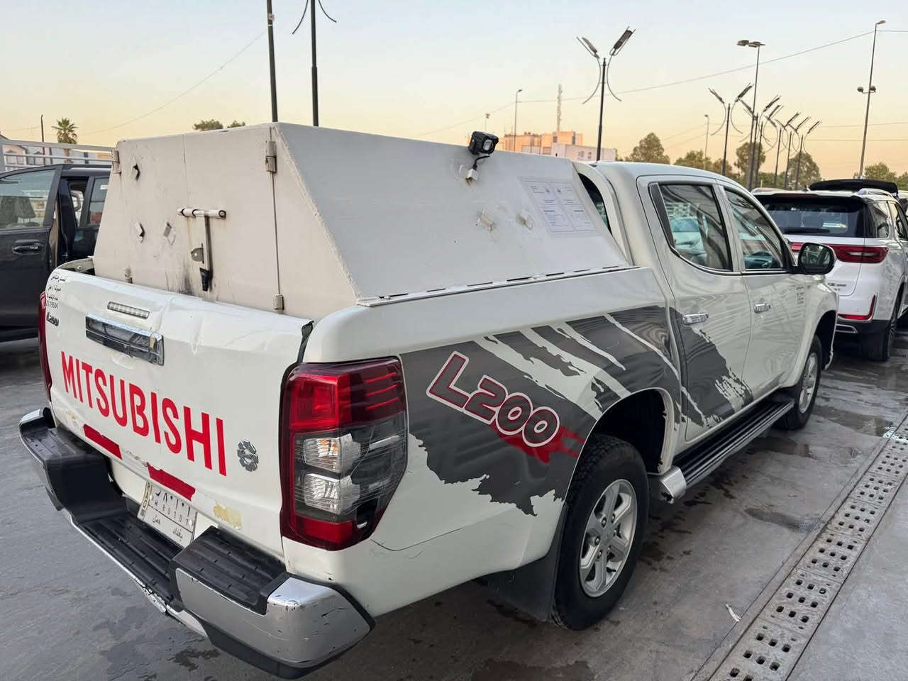 مسيوبيشي L200
موديل :  2022. كاز  كاز 

ماشي : 180.000 الف 

رقم بغداد بأسمي تحويل ثاني يوم 

السعر :  21000 $ وبيها مجال بسيط 

*********** متواجد عل واتساب
