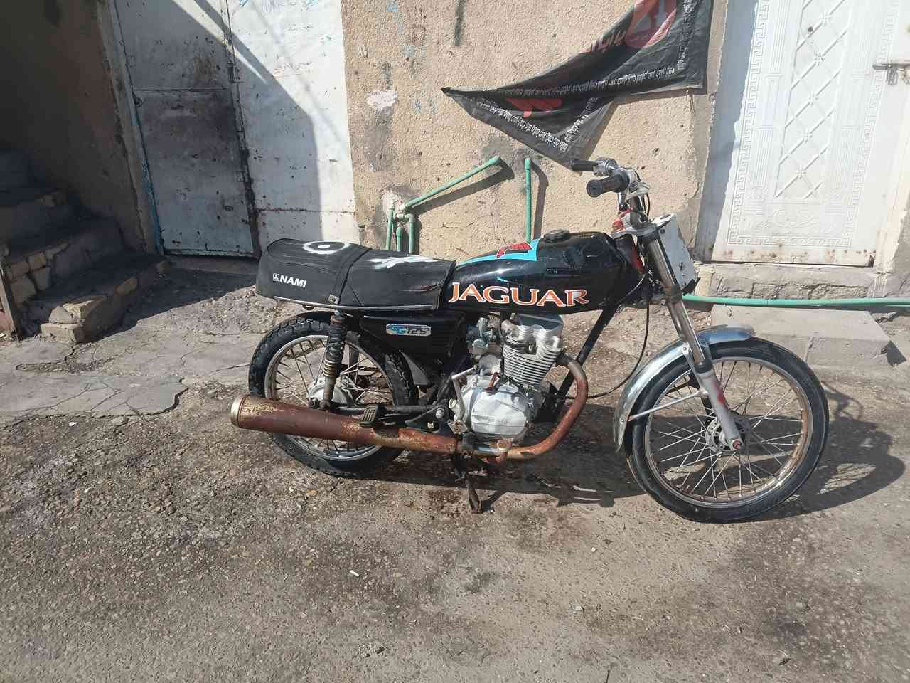 البيع سعر. ٢٥٠.        ***********
