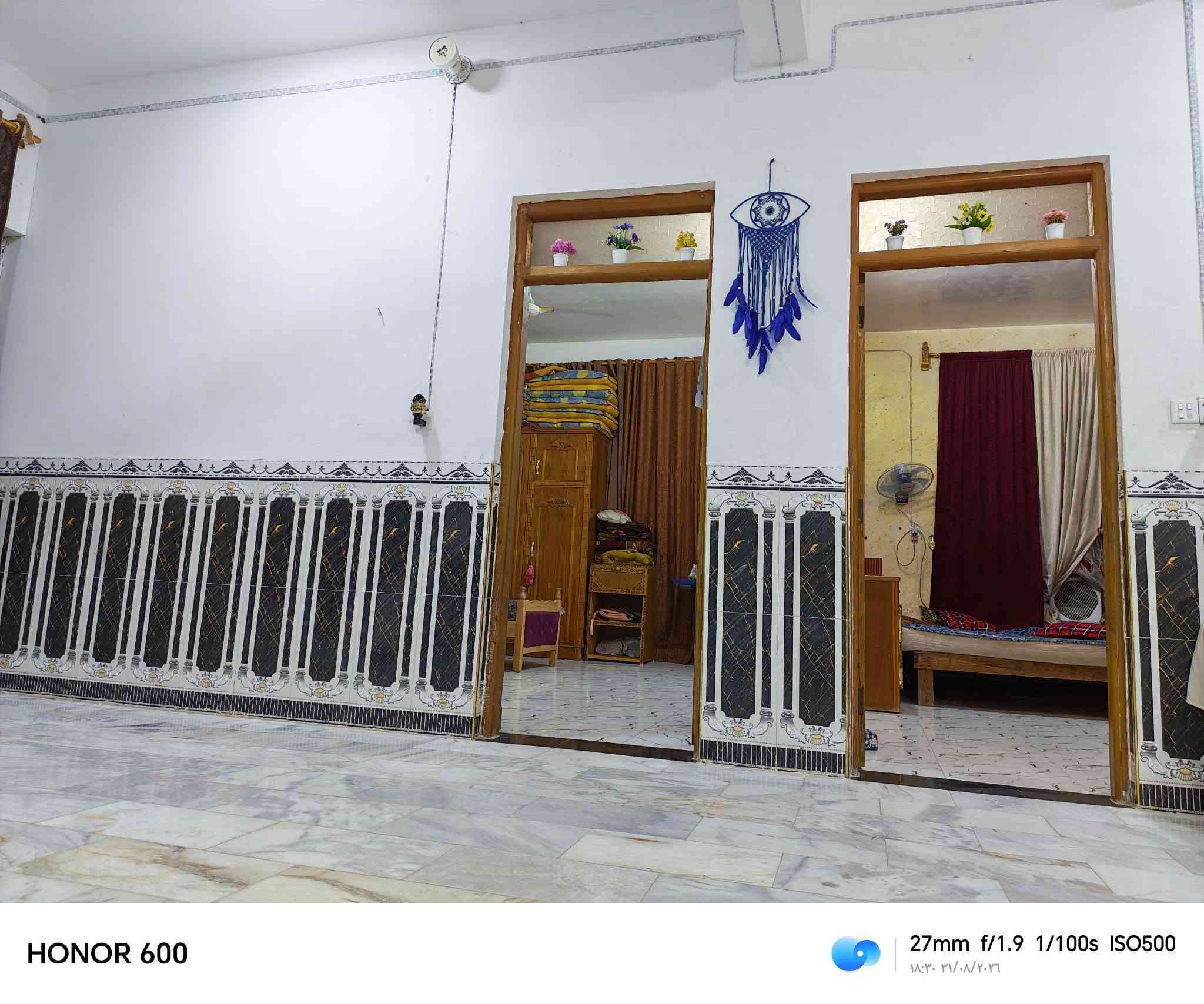 السلام عليكم بيت للبيع المساحة 600م يداور باسم المشتري طريق صدر الدغاره يبعد عن الدغاره 5كيلو يم مضخات الماء يبعد عن الشارع 50م للاستفسار ***********
