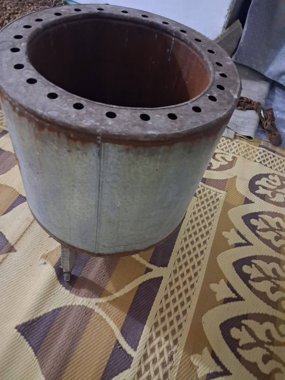 السلام عليكم تنور شغال شرط الفحص ماطورات مي شغالات شرط الفحص مبرده شغاله سرعتين مكان حله ابي غرق رقمي ***********
