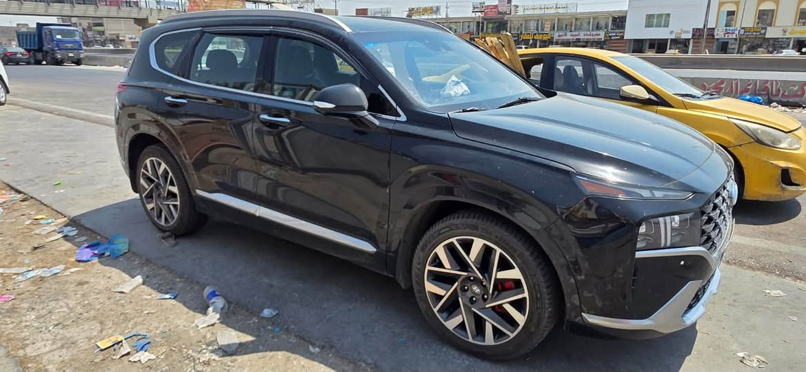 للبيع سنتافي 2023 كلكراف فول مواصفات حادثها جاملغ عكس السايق وبنيد 
مرقم بغداد تحويل ثاني يوم سعر البيع 200 ورقة 
هاتف ***********
