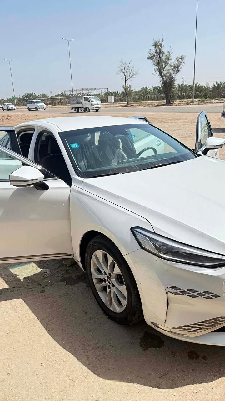 🚗 للبيع: كيا K8 2023
📍 مكان السيارة: بابل
📞 للتواصل: ***********
🛠️ المحرك: السعة 3500cc غاز

السعر :: ٢٠٠ قابل للتفاوض 

⚠️ حالة السيارة: 
• نوع الوارد: كوري ✅
• مكفولة عام عدا تعديل بارد بسيط بالجاملغ الامامي موضح بالصور المرفقة
• باقي اجزاء السيارة مكفولة بالكامل

⚙️ المواصفات:
• تدفئة وتبريد للمقاعد اماميه
• تدفئه للسترين
• مساج لمقعد الساىق
• كاميرا خلفية
• حساس امامي وخلفي
• مثبت سرعة
• تحديد مسار
• اربع انظمة قيادة
• تبريد منفصل قطعتين

📌 تفاصيل إضافية
• رقم السيارة: بغداد الدولي الجديد
• باسمي تحويل مباشر
• لون السيارة: أبيض
