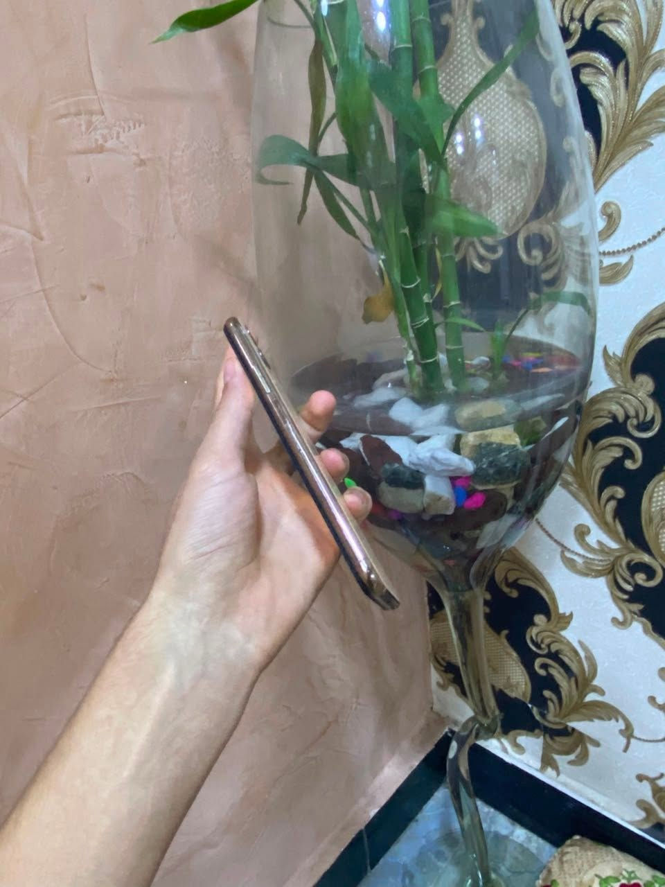 سلام عليكم
11برو ماكس 
ذاكره 256
بطاريه 100
مبدل شاشه وبطاريه اصليات اكو فطر خفيف كلش بل شاشه 
جهاز كل بلادي وفيس ايدي شغال مراوس 

سعر 275 بي مجال 
***********
