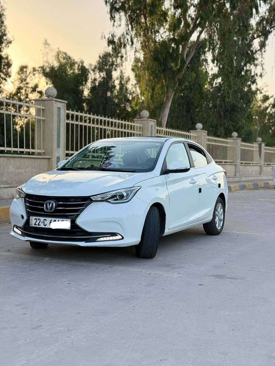 شانجان 2020 فول مواصفات عدا البصمة
بيها طخة شبر بالشاصي ومسحوب بدون لحيم ولا صبغ
وبيها صبغ5 قطع

***********
***********

 السعر    73

