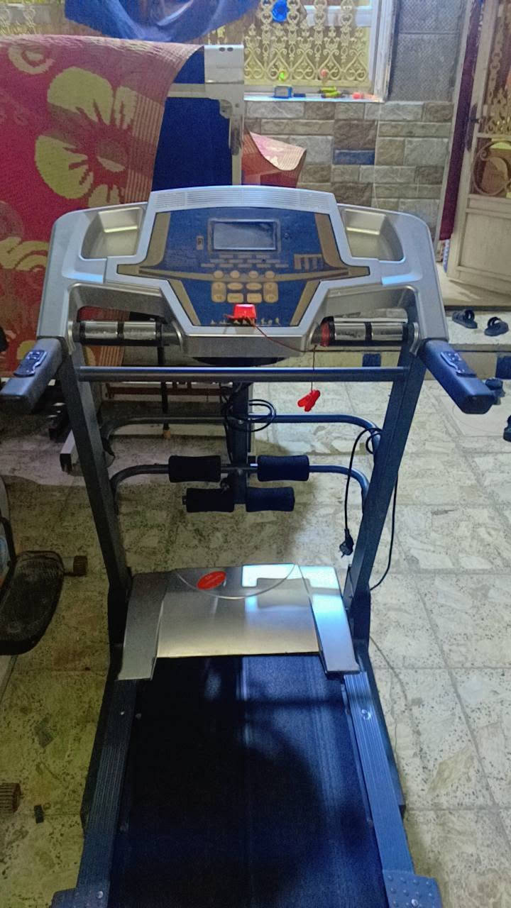 جهاز جري شغال جهاز حلو كلش
 دبل ماطور جبلي
 نبضات القلب سرعه الوقت
 انبي ثري واير اواكس 
هزاز تكسير شحوم تدليك الجسم
 يتحمل وزن 160 كيلو 
جهاز المس 
سعره 200 
 مكان بغداد
 ***********

