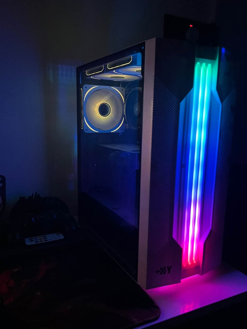 رايزن 5600X • RTX 4060 • شاشة ٢٤ ١٦٥هرتز