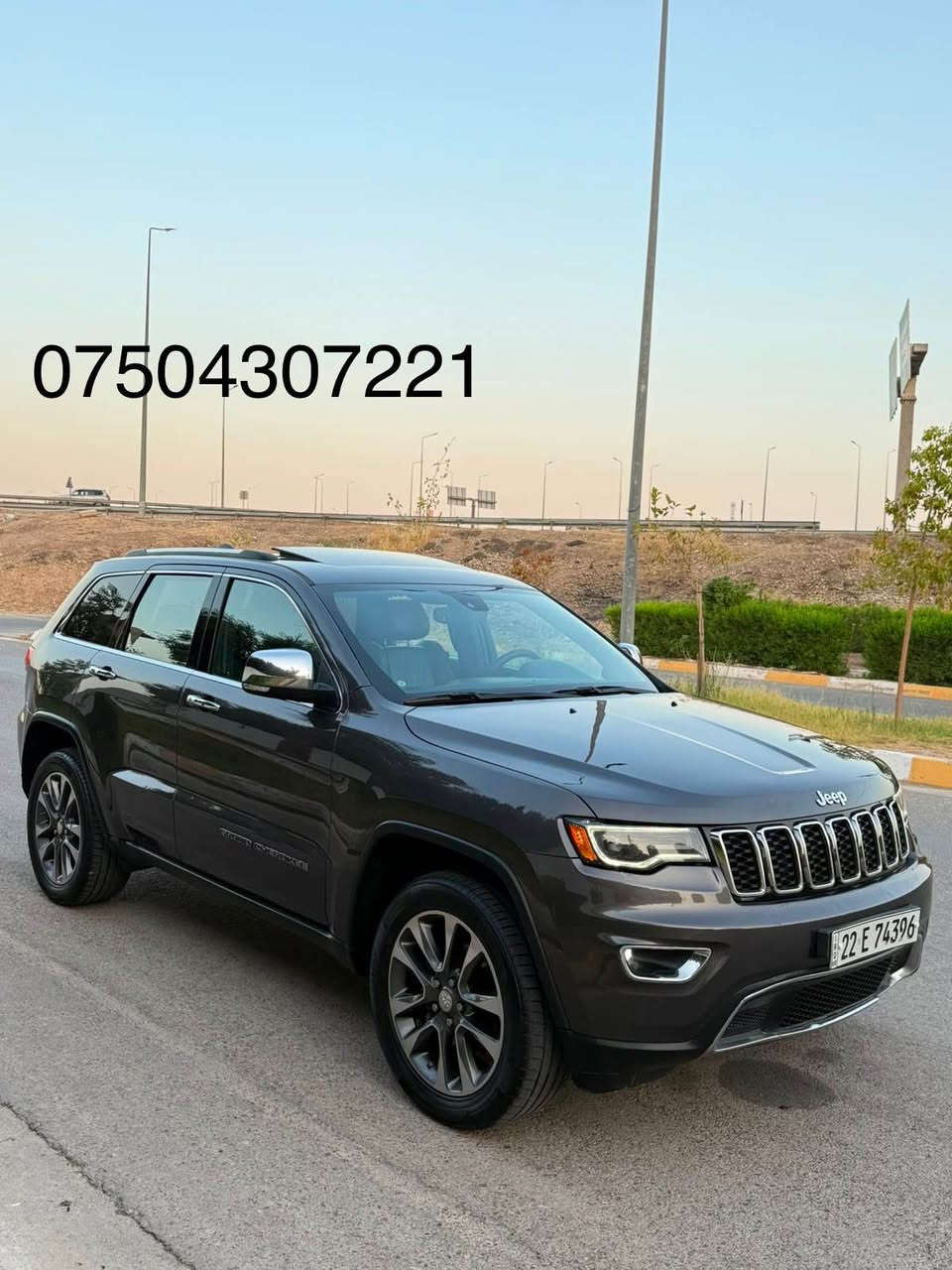 Jeep Laredo 
مۆدێل :: 2018
سعر :: 205 وەرەقە و مەجال
ماوەی رۆیشتن :: 96000 mil
مواصفات Limited ئەمریکی 
پانۆراما ... دەبڵ ئەکسل ... کوشین کارەبای ... کوشین جلد ... کوشین خەزن ... كوشين سار د گەرم ... سوکان هیتەر ... پێش و پشت حەساس و کامیرە ... شاشە گەورە ... سندوق شەفت 
سەیارەکە گێر و مەکینە و کارەبای بە شەرت بێ کرانەوە 
سەیارەکە کلین تایتلە دەعامیش بە شەرت 
بێ سبوغ بێ تەعدیل 
رەقەم و سەنەوی نوێیە 
‏ *********** korak :: whatsapp أربيل, العراق

نص مكتوب في الصور:
- ***********
