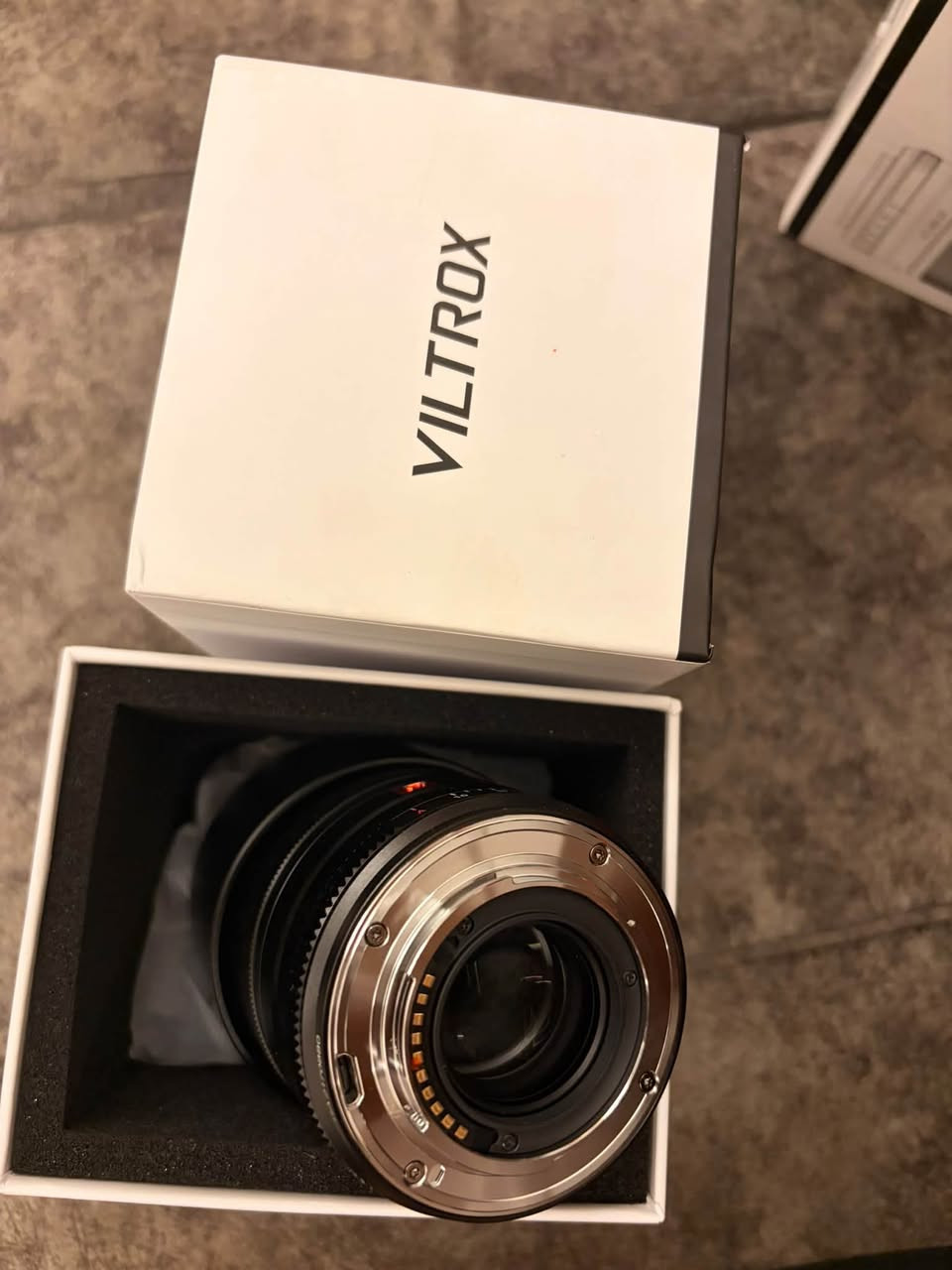 عدسة VILTROX 56مم • ماونت FUJIFILM X • فتحة F1.4