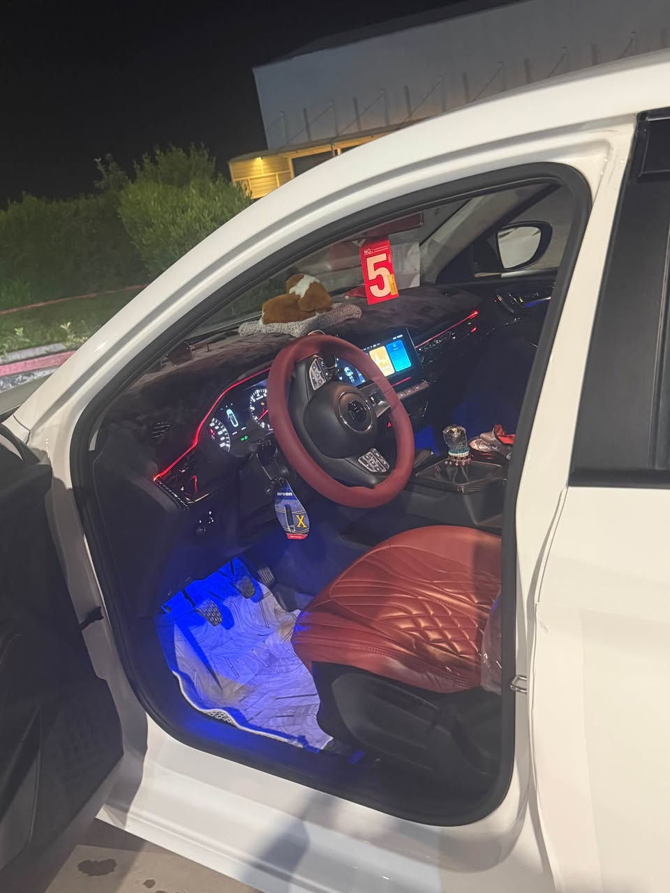 MG 5 2025 ام جي 

♦️گێر عادی ✔️
♦️ژمارە هەولێر جاهیز 
24  هزار کیلۆمەتر روشتووە 
♦️کلین تایتل// بێ بویاغ 💎 
♦️دەعامی بۆ دەعامی بە شەرت 
♦️سپی , شاشە گەورە, کامیرە
♦️ , ویل كروم , تحدید سرعە ,
فول جوانكاري بو كراوة

منطقة كركوك 
ژمارةي موبايل *********** كركوك, العراق
