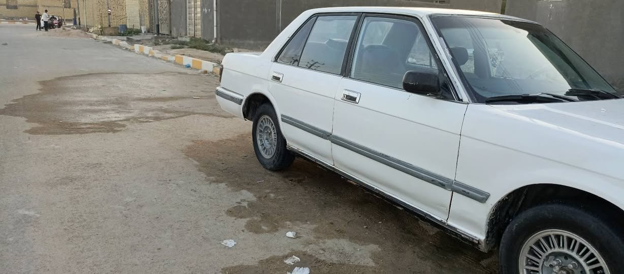 سلام عليكم
سياره البيع
تخم تاير جديد
مكينه جديده 
باتري جديد 
حداديه مكفوله 
تبريد ثلج 
كهربايات جاهزه 
رقم نكليزي
سنويه وتحويل نفس اليوم  
السعر مناسب تواصل خاص ***********
مكان ناصريه مركز 
سياره كلشي جاهز  بيه ونضيفه
