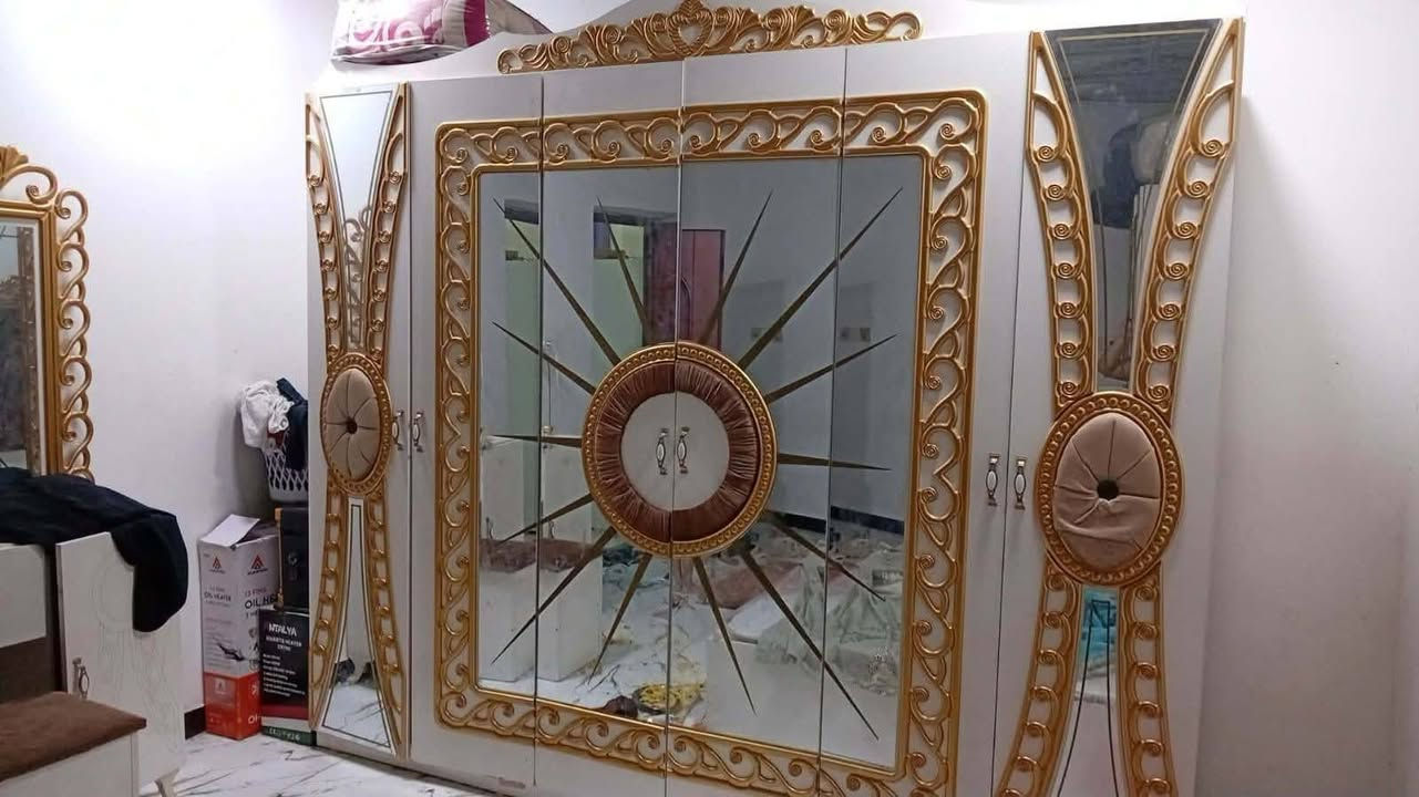 للبيع • مجال