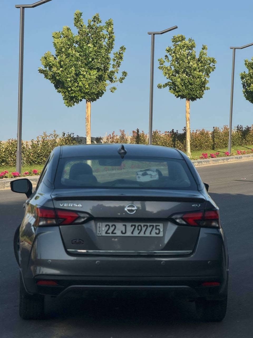 نیسان ڤێرسا مۆدێل ٢٠٢١
نرخ:١١٩$
مواصفات SV
تەنیا ٣٩٠٠٠مل رۆیشتووە
پشت و پێشی کەپس
تەنیا ١ دەرگای پێشەوەی سکن بۆیاغە بێ ژۆرێ
لەگەڵ ١ دەرگا ساردە کوت
سەیارەکی نموونەیە لە جوانی 
گێر و مەکینە و کارەبایی هەمووی بە شەرت
سەنەوی و ژینگە تازە
کەمێک مەجالی تێدایە
ژ. مۆبایل:*********** أربيل, العراق
