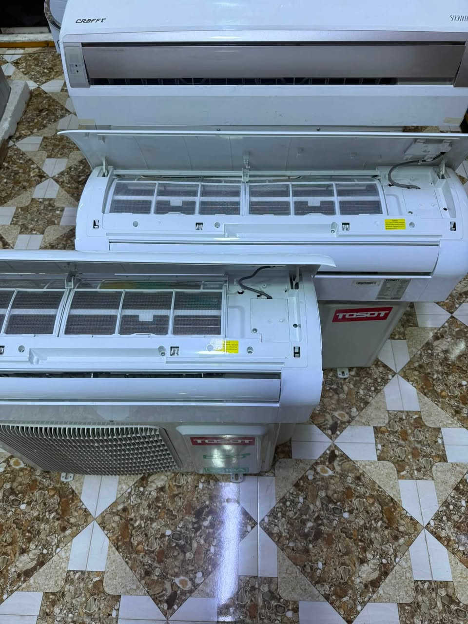 توسوت 1 طن عدد 2 بلادي مداخل تصليح نضيفات بس تشد عنواني الرمادي شارع الجرايشي خابرني وتدلل ***********
