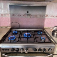 طباخ رويال • خمس عيون • فرن شغال