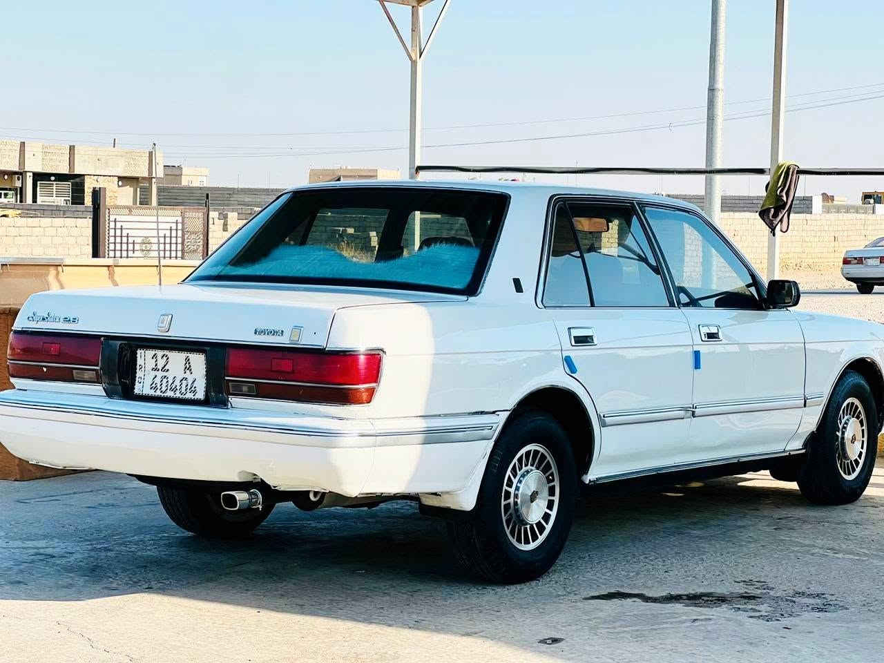 سلام عليكم سياره سيدان للبيع
موديل 88 رقم نينوى نكليزي مميز السنويه لغايه 2031 سياره جديده بمعنه الكلمه نضافه فول تبريد ثلج  صدر وره وكدام جديد تيارات جدد متصرف عليهه ربع السعر 57وبيهه مجال شي قليل 🤍

ملاحضه: المكان صلاح الدين الشرقاط 

رقم الهاتف ***********
