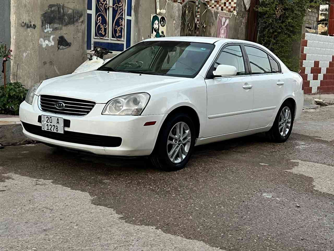 ابتيما 8 امريكي لاصبغ ولا معجون
سياره جاهزه تبريد تدفئه بئسمي السياره بيها لحيم بالفخذه 
ابيع تبديل مكاني سماوه السعر 80 مجال بسيط 
***********
