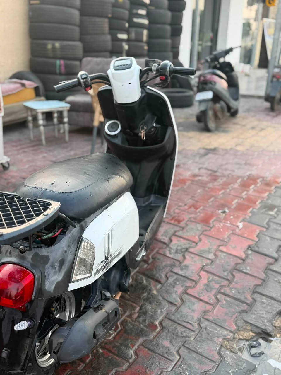 السلام عليكم
دراجة بوليسي للبيع حاوية ما مفتوحة بوشة 49 بلادي نوزل 
السعر : 900 وبي مجال 
المكان : كربلاء حي العامل 
***********
