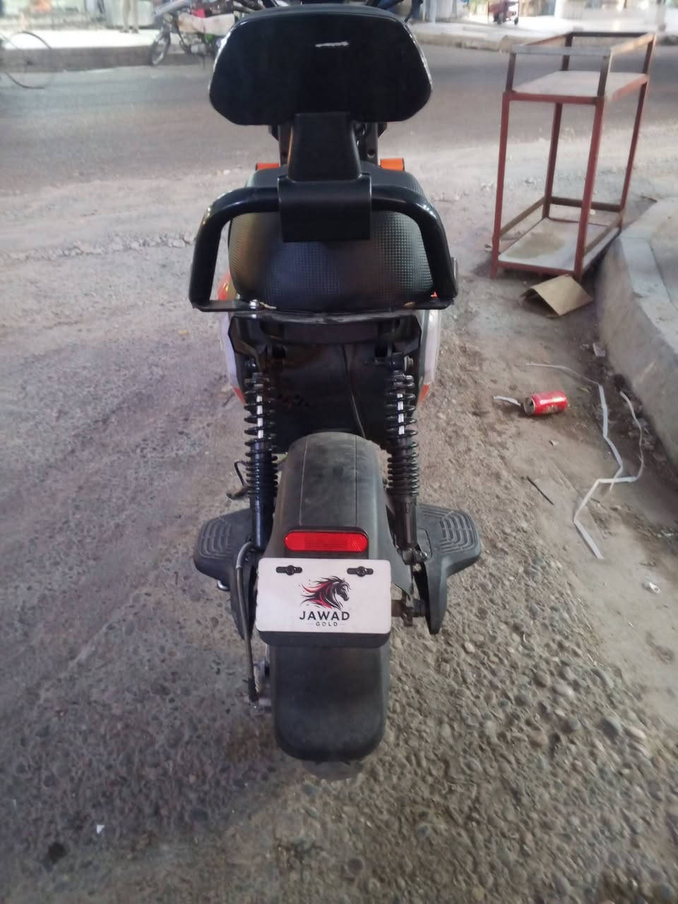 دراجه F11 مستخدم شي كلش قليل بطاريات جديده ليثيوم شرط السعر 700وبي مجال حك الجيه أو اتصل على رقم ***********
