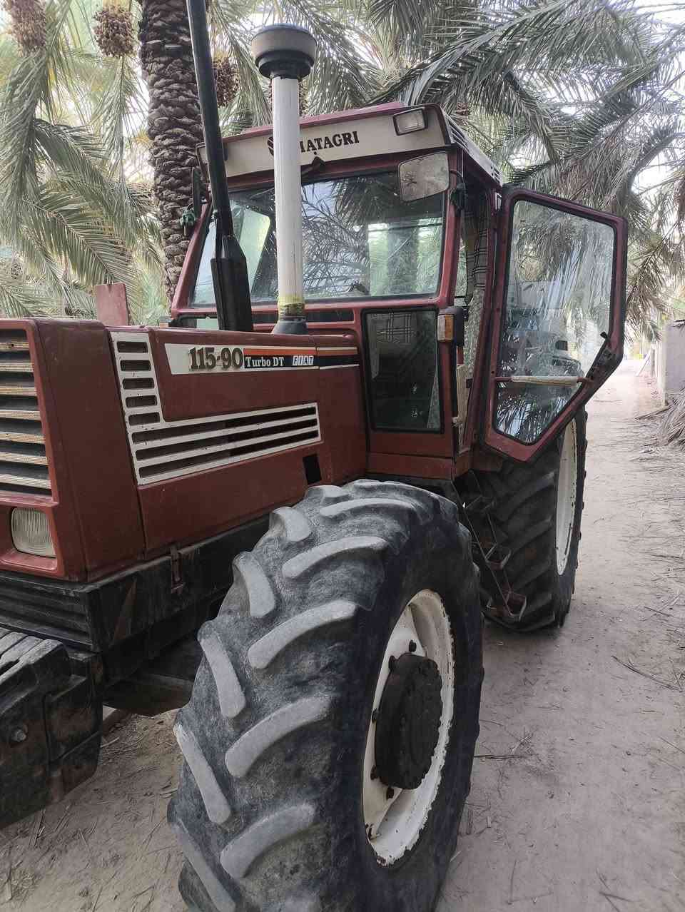 مكينه فيات 115للبيع اكسن بارز تكمه عريضه شاصي حنيه بك بل الصفحه فول مواصفات  جاهزه رقم وسنويه مكفوله گير مكينه لا صرف ولا بخار جهاز تبريد بلادي جاهزه للشغل للاستفسار الاتصال على الرقم ***********@
