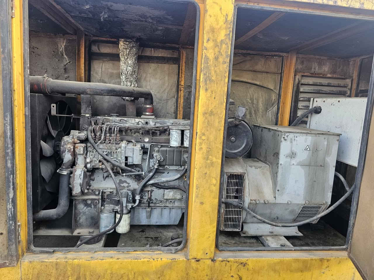 مولدة بيركنز كاتم 150kva ستندر علحمل ديوانية ***********
