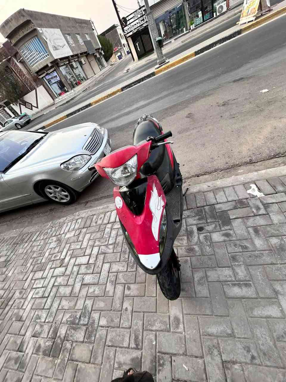 سلام عليكم ماكس عدله ما مفتوح برغي بيهة دراجه كامله من كلشي كهربائيات كلشي شغال كلهة بلاد كفرات جاردات بلاديات سلف هندر نكره دراجه من الشغل للبيت جيب مصلح وياك وافحص سعر 750 المكان البصره المعقل الرقم ***********
