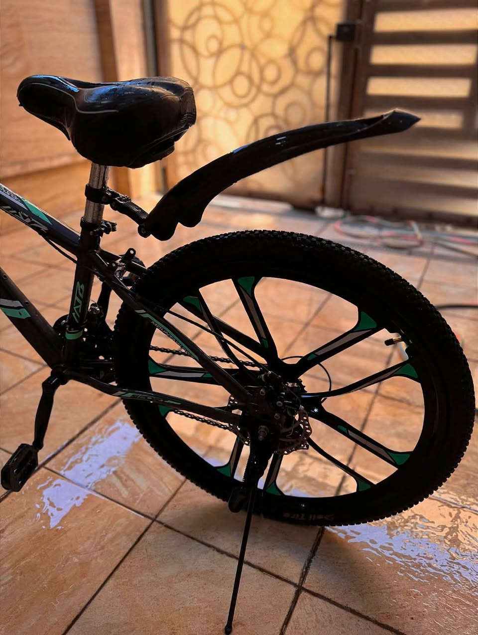 🚴‍♂️ بايسكل FLIN حجم 27 للبيع 🚴‍♂️

مستعمل استعمال بسيط وحالته قريبة للجديد، ويلات مروحة رياضية وبريكات دسك قوية

💰 السعر: 130,000 دينار (مجال بسيط)
📍 المكان: بغداد - شارع فلسطين
📱 للتواصل: ***********
