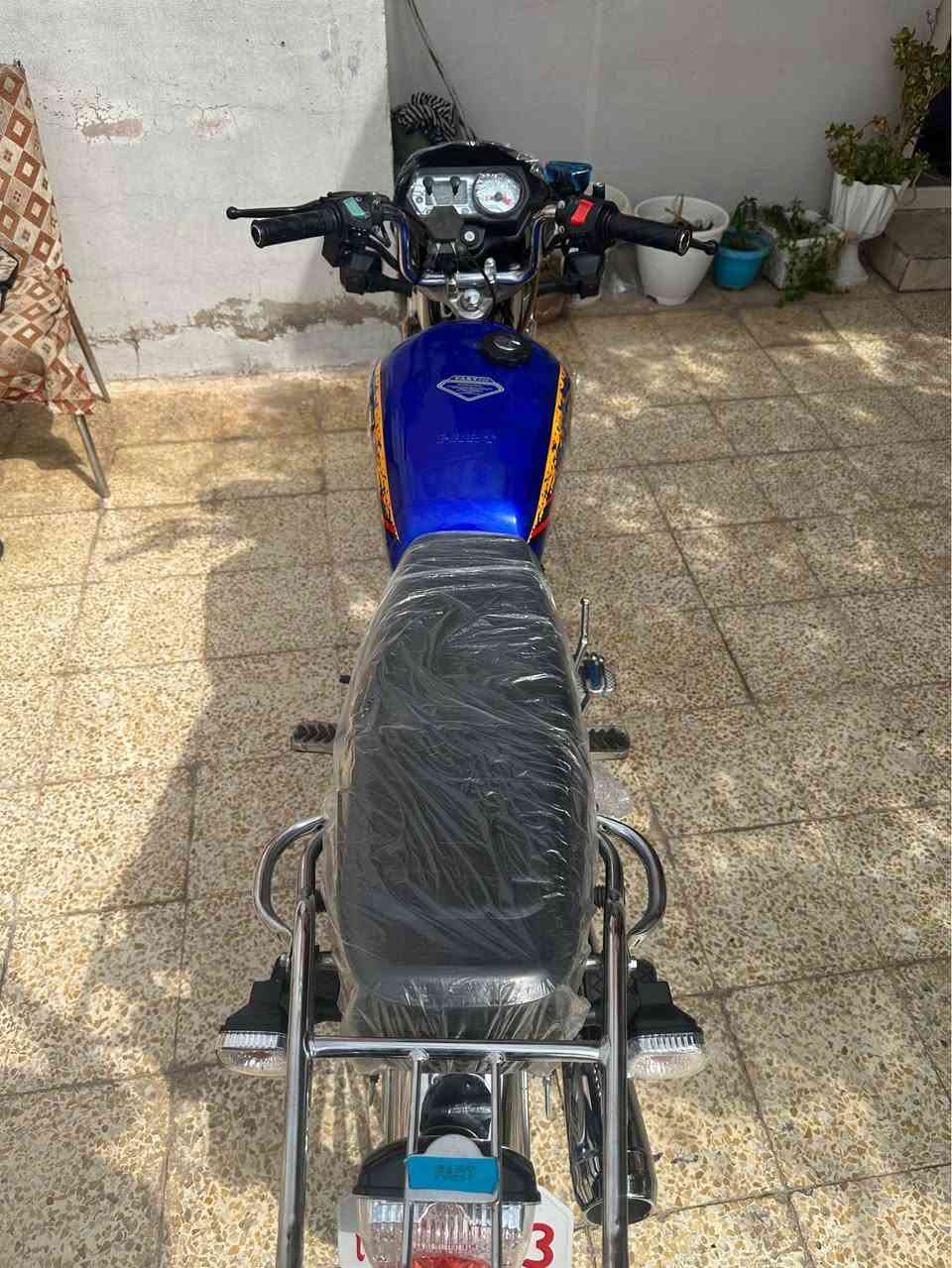 بارت عيتاني سورية
حجم المحرم 200cc
موديل 2024 منفيس 
السعر 900ومجال بسيط 
الدراجه جديده كلها مكفوله مكاني اربيل رقم التلفون *********** أربيل, العراق
