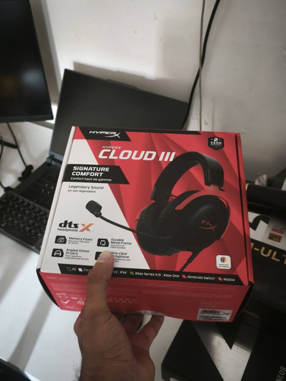 جديد • HyperX Cloud III • مع ملحقات