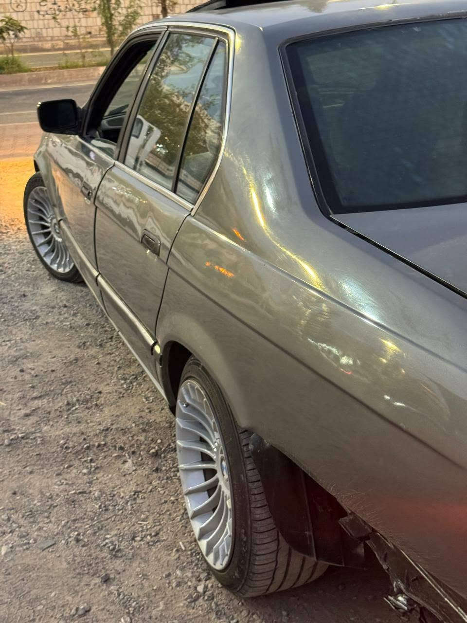 بەناوی خوای گەورە💙
       ‌                                       bmw730
گێڕعادیە / سڵایتە / چوارجام / کارەبایە 
زۆر بەقوەتو بەکێشە ڕەقەم بەغدایە سەنەوی ونبوە واجیهەی لەگەڵە ئەوەلیاتی مەزبوتە کارەبای گێڕی مەکینەی بەشەرتی دەفیتەر تەقەوڕەقە چرکەیتیانیە پێشودوای چەکوشیپێوەنیە سعری20گەڵا
*********** حلبجة, السليمانية
