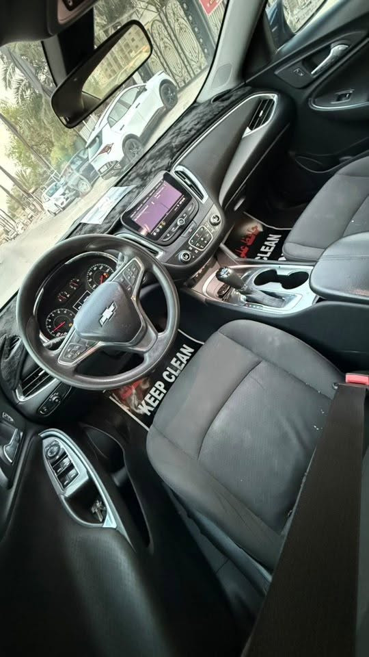 السلام عليكم
ماليبو 2019  مواصفات LT فول مواصفات عدى الفتحه وارد امريكي رقم اربيل الدولي شرط التحويل او الوكاله حادث جاملغ وبنيد  صور الحادث والسونار داخل منشور وبالعراق بيها بارد بالجنطه وخشم جاملغ خلفي هم بارد ماشيه 81 ميل مكينه 1500 تيربو كير مكينه تبريد تخم تاير كله تمام.
السعر/79$ ومجال بسيط بيع او مراوس
*********** واتساب
العنوان/بغداد-الاعلام قرب تقاطع درويش
