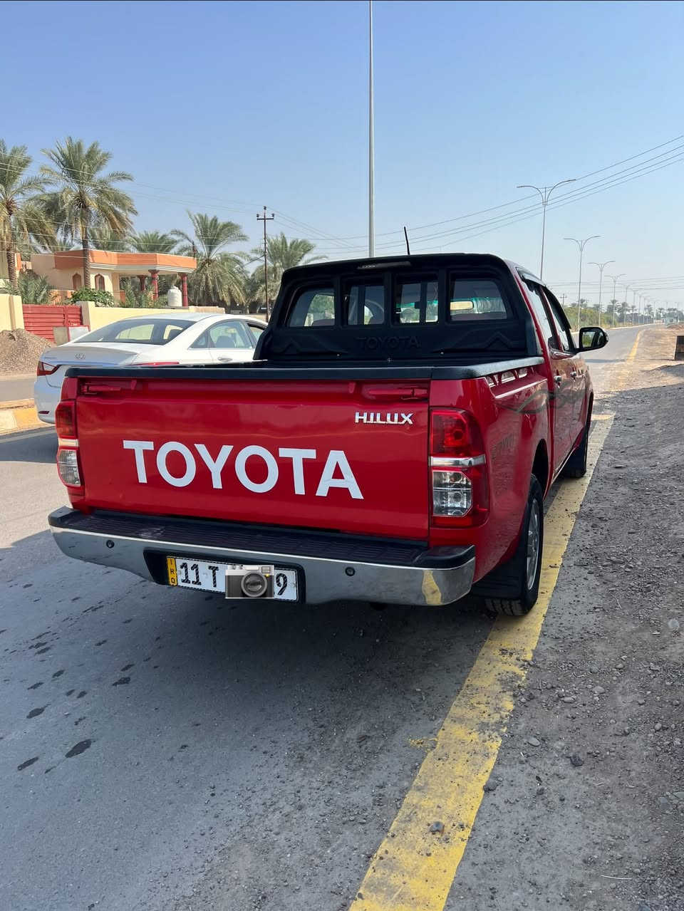هايلوكس • ٢٠١٥ • رقم بغداد