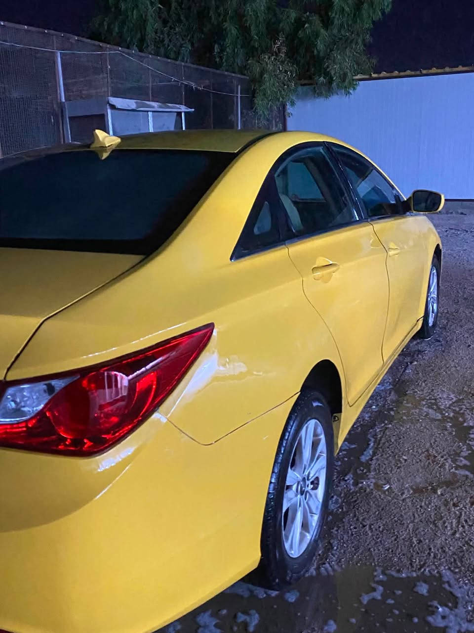 سوناتا 13 وراد امريكي باب وجاملغ السياره باسمي سنويه جديده سعر 75
***********
