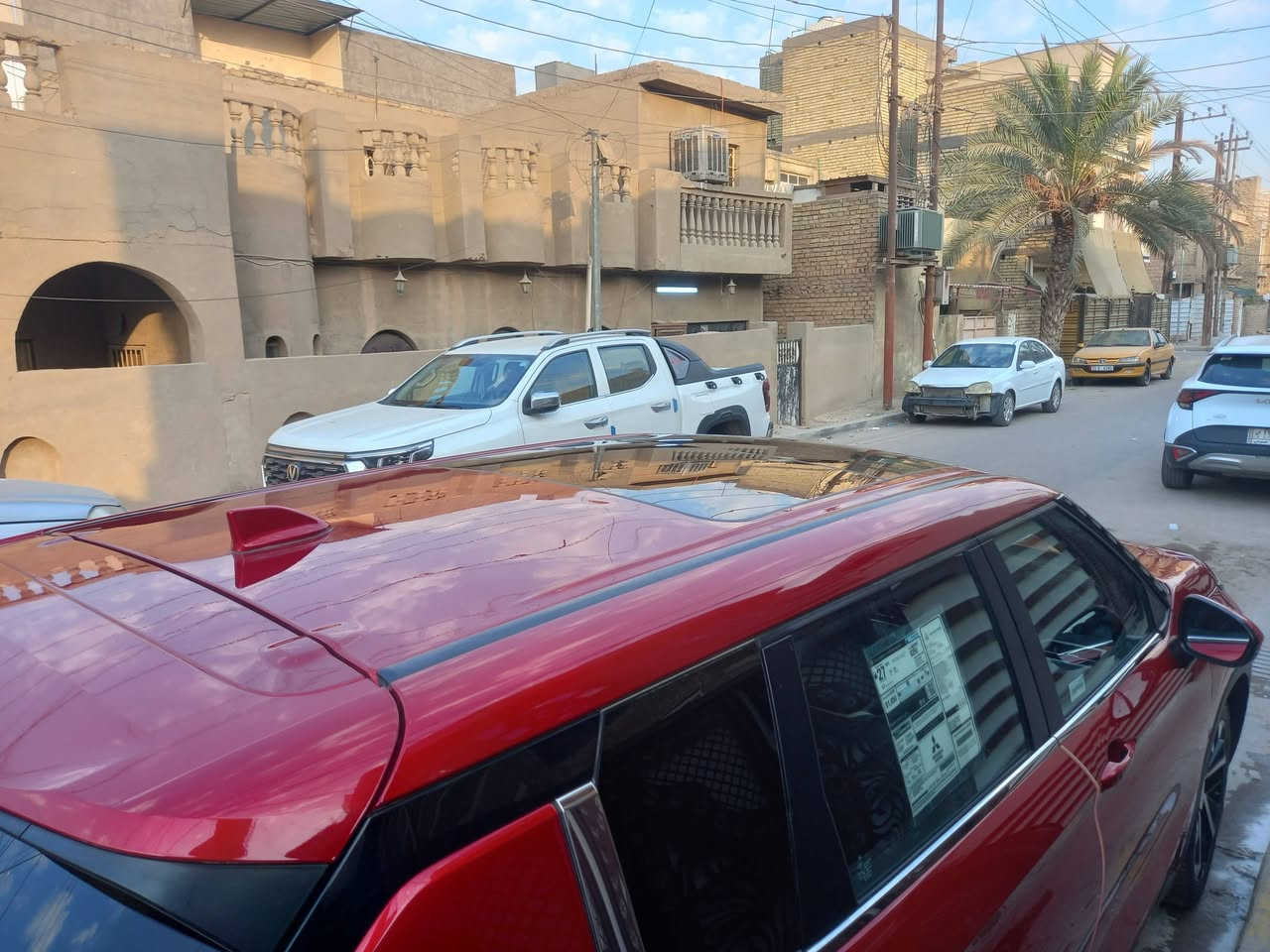سلام عليكم من رخصت الادمن المحترم مسيوبوشي اوتلاندر لبيع او مراوس موديل ٢٠٢٤ رقم بغدادبسمي ثاني يوم تحويل لون احمر حادثه بنيد وربع جاملغ صفحت اليمنه ضربه سطحيه فئه  SE تجي فول موصفات خمس كمرات رادات امامي وخلفي نقطه عمياء مري شفط بنوراما حساسات واهوايه موصفات بعد سعر السياره ٢١٠ وبيه مجال لشراي لتصال ***********بي واتساب مكاني حي الاعلام البياع واسف على اطاله
