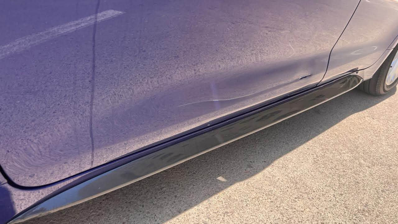 اقره زين قبل لا تخابر فدوه
تيوتا كورلا se  ٢٢. كلين كلين  

بيها ملاحظتين بسيطات ممسويهن مصورهن وعلى وضعهن

محرك 2000cc

تحويل وكاله الي يعجبك

المواصفات 

بصمة 

لد امامي 

زنون 

بكلايت خلفي لد 

سستم صوت

ويل كب بلادي 

سايد بريك بصمة 

رادار امامي 

رادار جانبي 

اوتو هواد 

مودات قيادة 

السيارة جدا جديدة بدون اي نقص جاهزة من كلشي 

كير محرك حدادية. تبريد جاهزه على اخر حباية اي نقص مابيها 

ماشية ٥٥ الف  مايل فقط 

سعر السيارة 153$ وبيهة مجال بسيط 

مكان السيارة بغداد/ بسماية او المنصور 

للاستفسار 

***********
