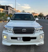 لاندكروزر GXR • ٢٠١٢ • جلد