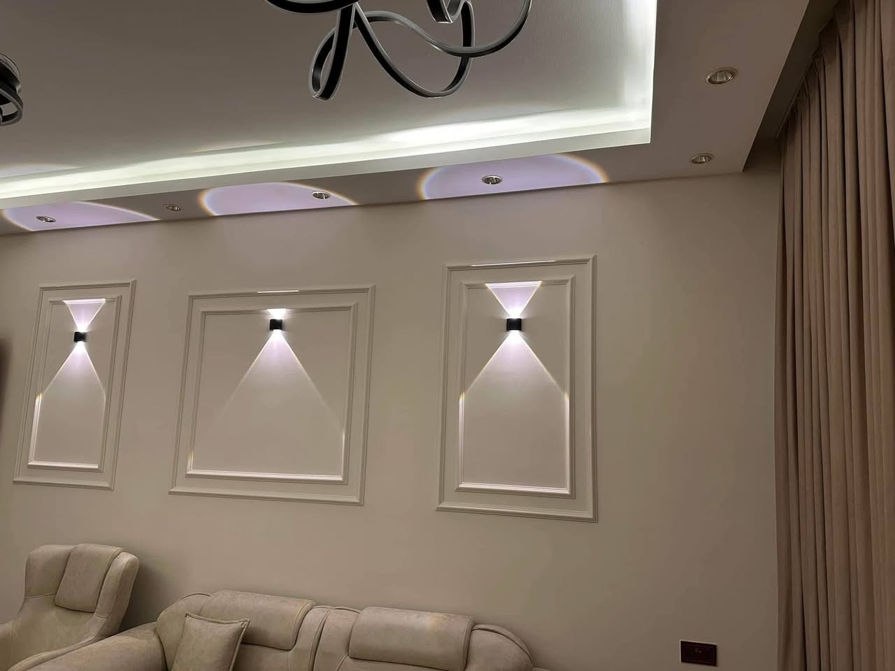 صبغ وجميع الديكورات ***********
