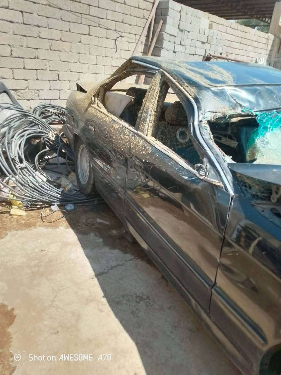 بي ام 525 للبيع
حادثها مثل ما موضح بل صور ابيعها على وضعها 

السعر20$ 

الشراي يتصل او خاص 

واتساب***********

***********
