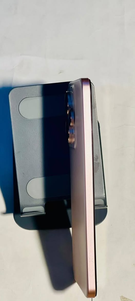 📱🔥 للبيع Realme 15 5G — جديد صفر استخدام
الجهاز جديد بالكامل وما مستخدم أبدًا والباكيت ويا الشاحن الأصلي ويا والجهاز غير مشحون وغير مستخدم.
🔹 الحالة: جديد صفر استخدام
🔹 الموديل: Realme 15 5G
🔹  ذاكرة: 256
🔹 الموقع: الموصل
💰 السعر: 520 ألف وقابل للتفاوض
📞 للتواصل: ***********
📲 متوفر واتساب وتليجرام
❗️سبب البيع: محتاج فلوس
تواصل على الرقم او مرسلة صفحة
