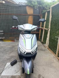 للبيع   سكنس شحن  6بطاريات/ملف 2000 مثبت سرعه نظام P 3سرع سرعه حقيقي 7...